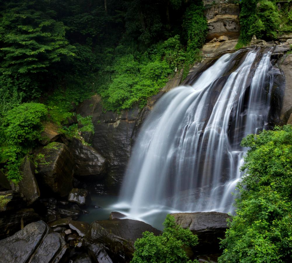 waterfall-banner-1-mobile